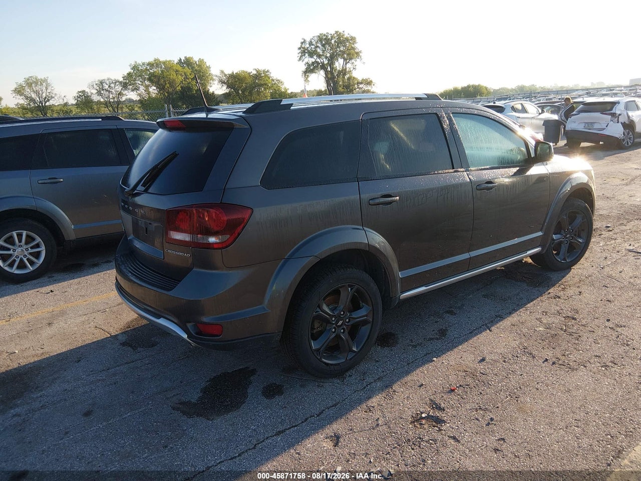 2018 DODGE JOURNEY CROSSROAD AWD · 4/11