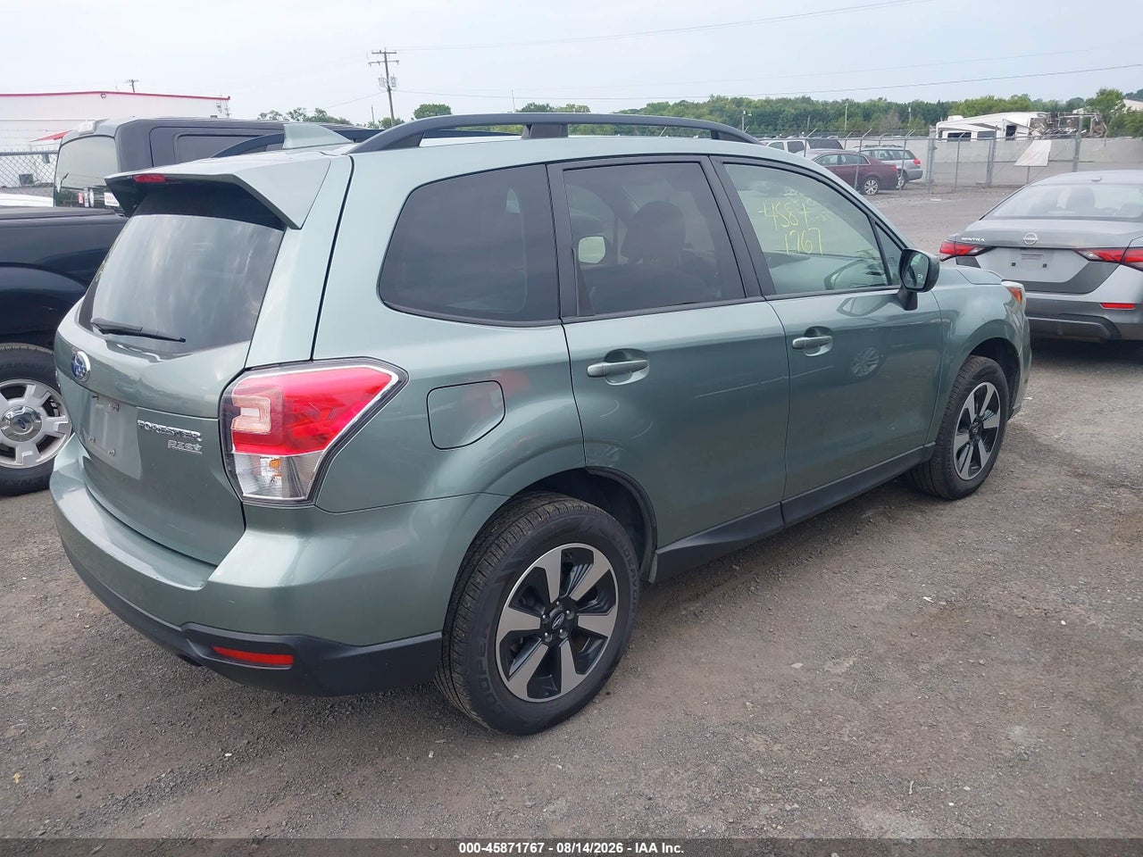 2017 SUBARU FORESTER 2.5I PREMIUM · 4/11