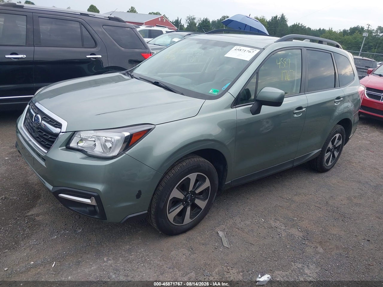2017 SUBARU FORESTER 2.5I PREMIUM · 2/11