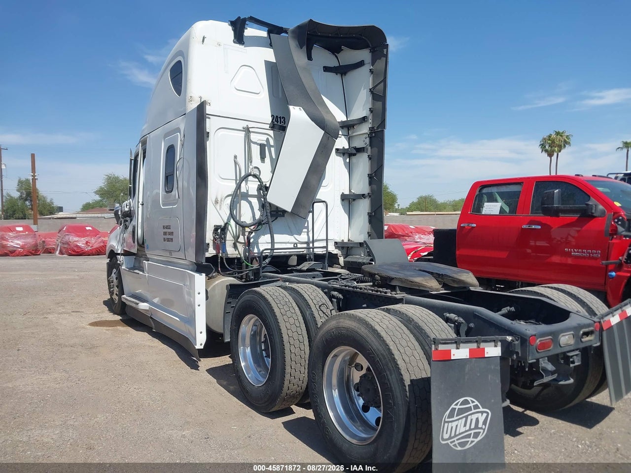 2024 FREIGHTLINER NEW CASCADIA 126   · 3/10