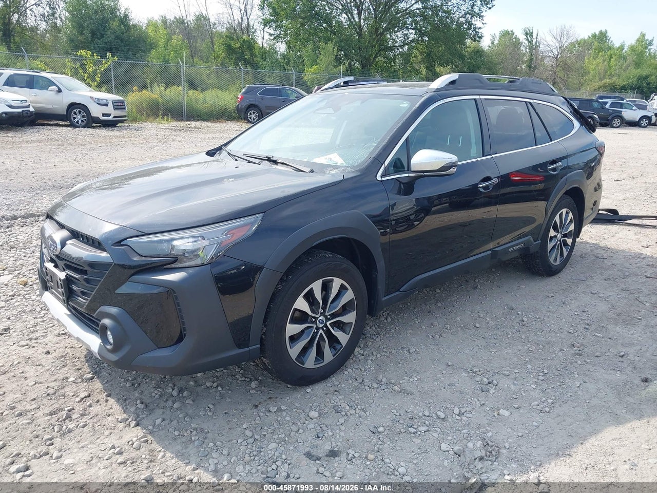 2023 SUBARU OUTBACK TOURING · 2/11