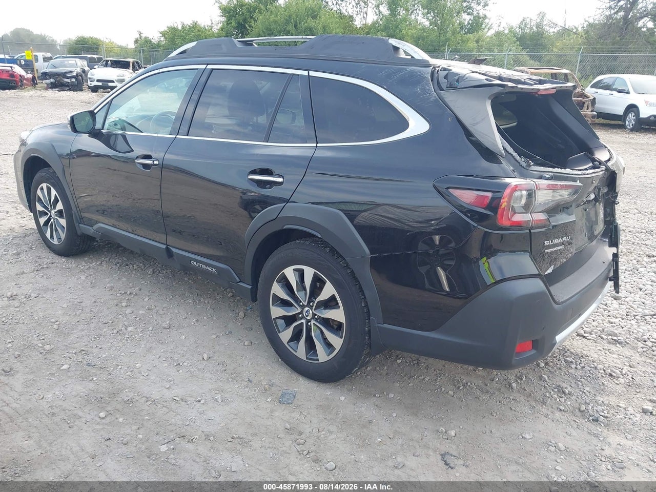 2023 SUBARU OUTBACK TOURING · 3/11