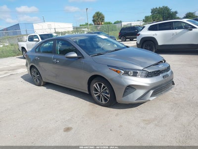 3KPF24AD2RE****** · 2024 KIA FORTE LXS