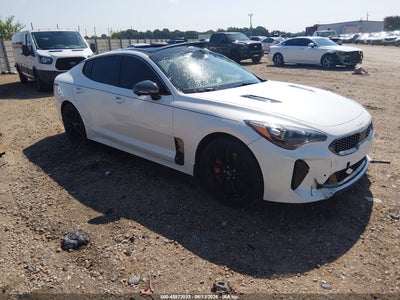 2022 KIA STINGER GT2