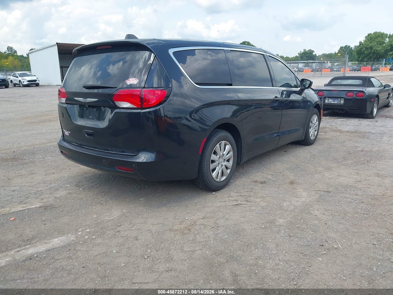 2019 CHRYSLER PACIFICA L · 4/11