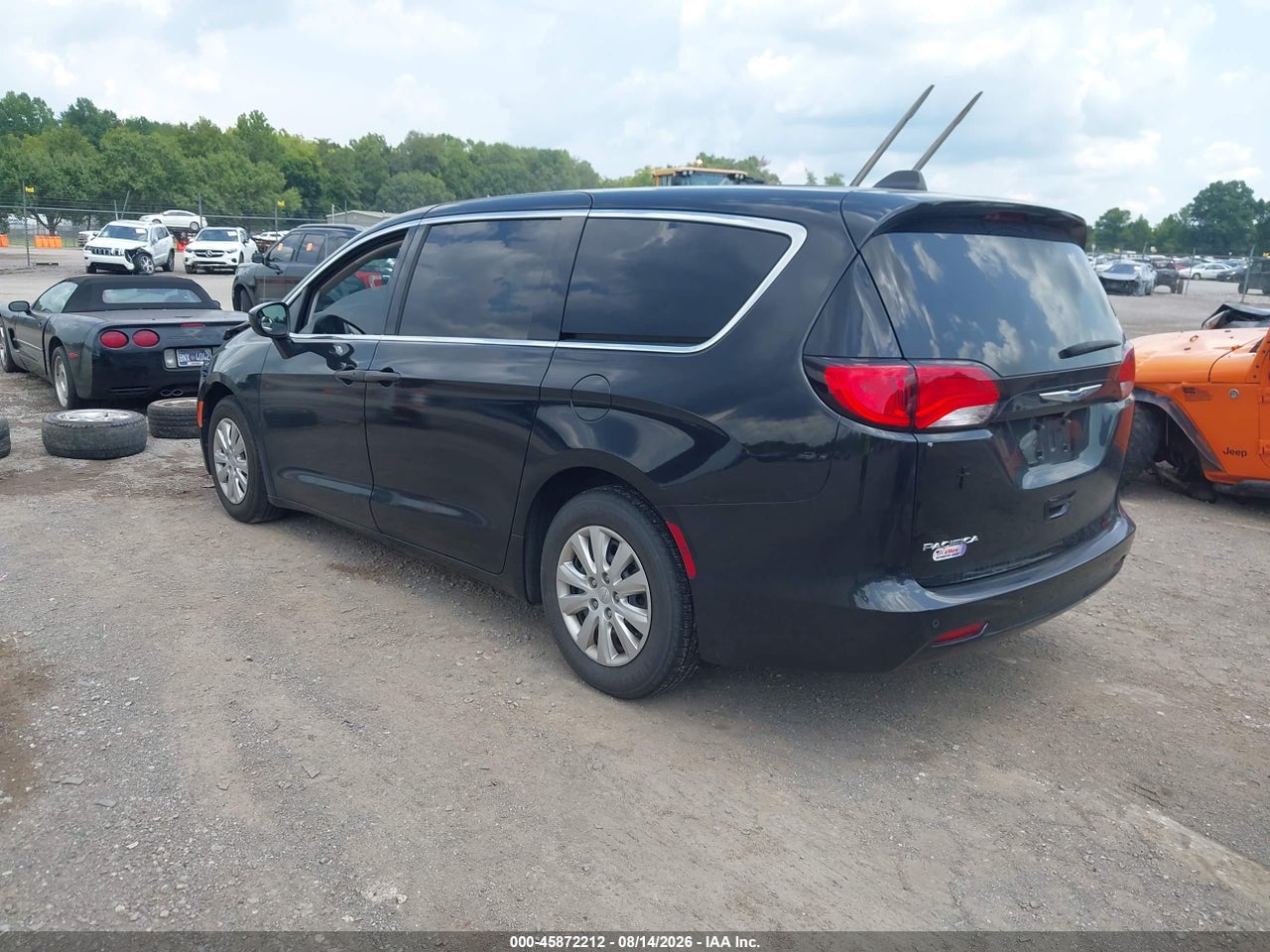 2019 CHRYSLER PACIFICA L · 3/11