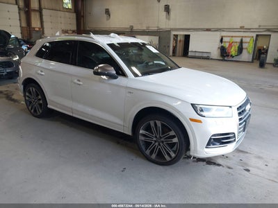 WA1C4AFY9J2****** · 2018 AUDI SQ5 3.0T PREMIUM PLUS