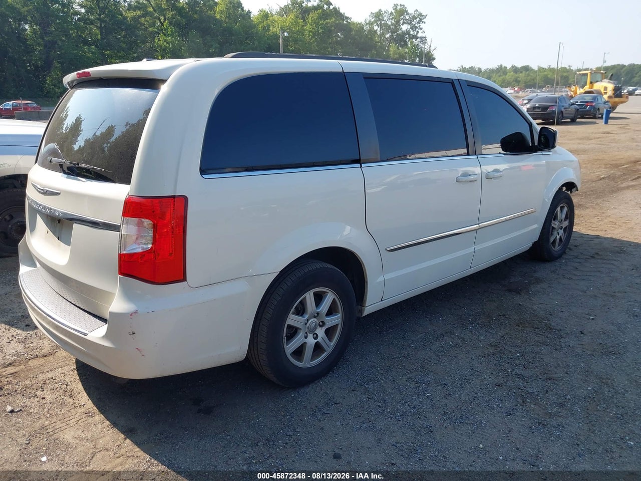 2013 CHRYSLER TOWN &amp; COUNTRY TOURING · 4/11