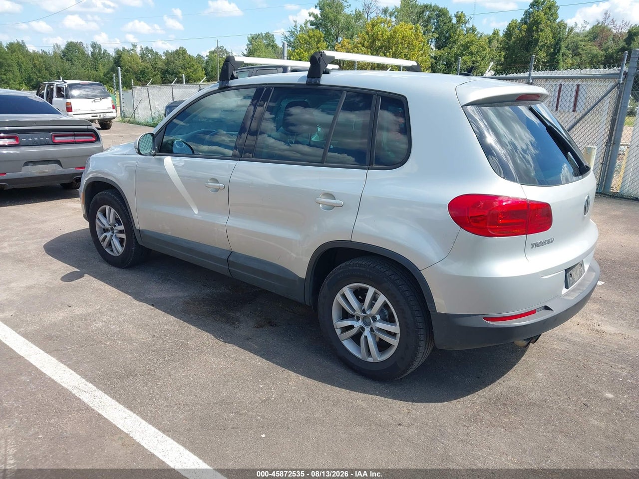 2012 VOLKSWAGEN TIGUAN LE · 3/11