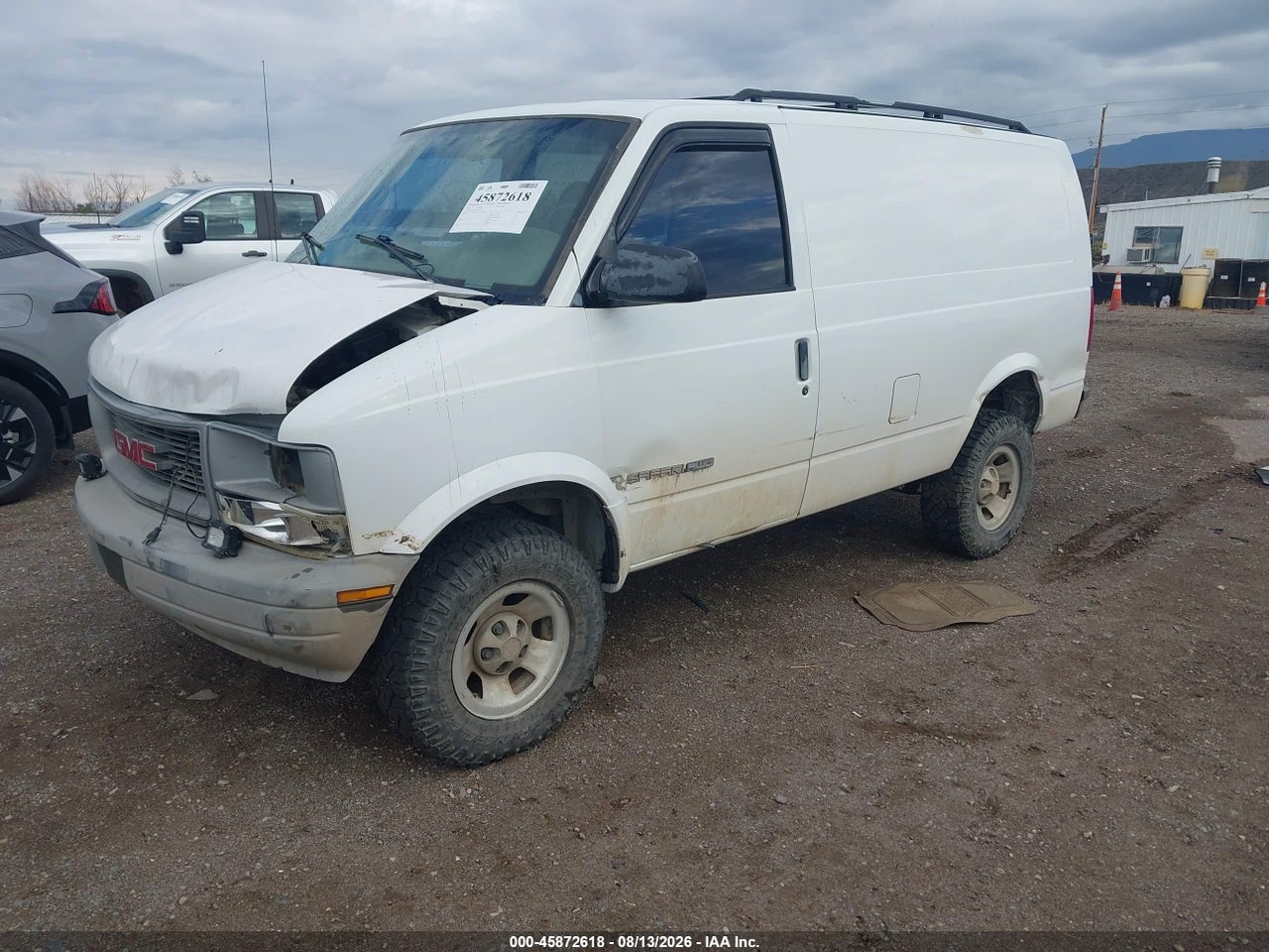 2002 GMC SAFARI SL · 2/11