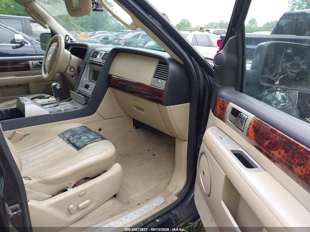 2006 LINCOLN NAVIGATOR LUXURY/ULTIMATE · 5/10