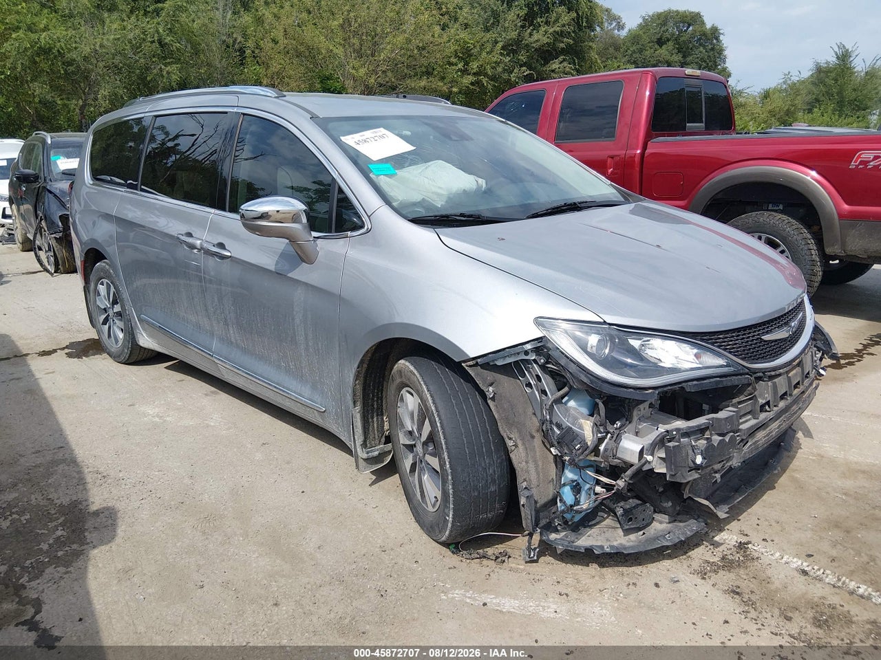 2C4RC1N78LR****** · 2020 CHRYSLER PACIFICA HYBRID LIMITED