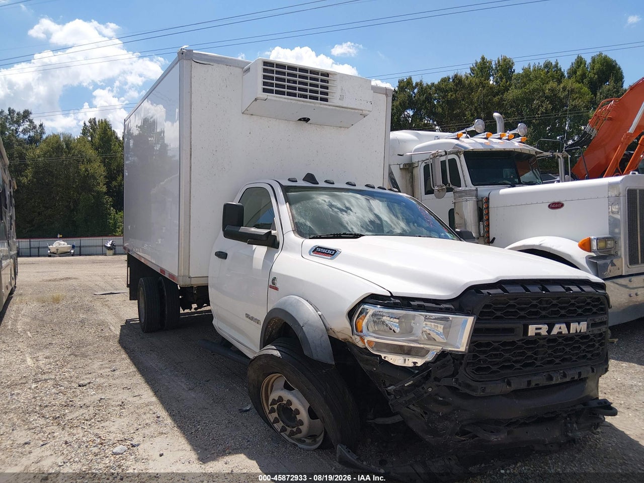 2019 RAM 5500 CHASSIS TRADESMAN/SLT