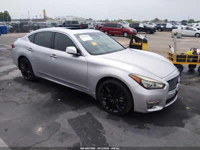 JN1BY1ARXHM****** · 2017 INFINITI Q70 3.7X