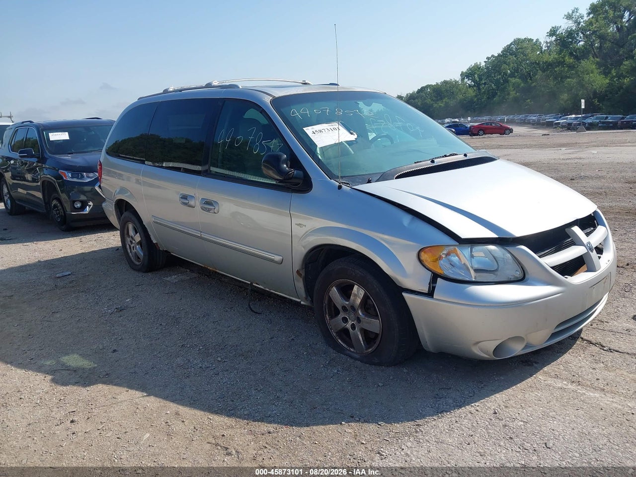 2D4GP44LX4R****** · 2004 DODGE GRAND CARAVAN SXT