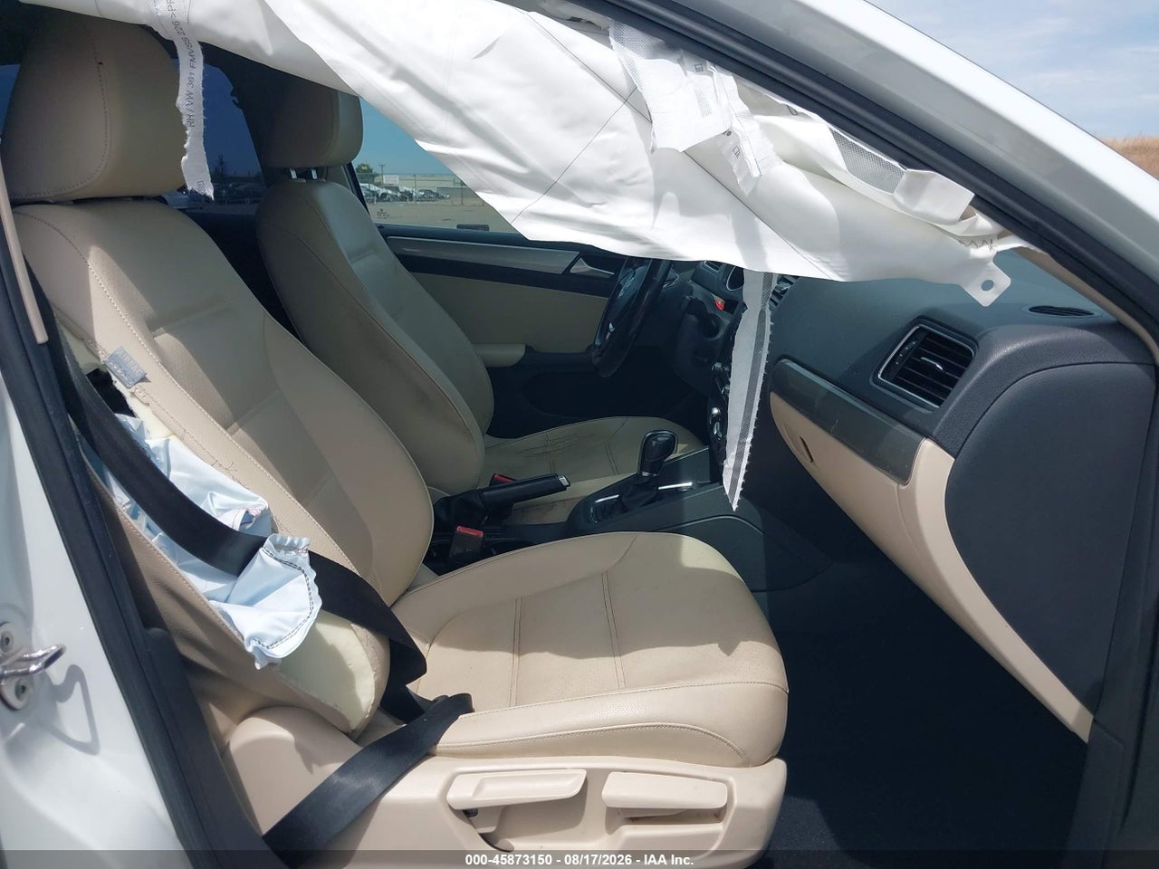 2017 VOLKSWAGEN JETTA 1.4T SE · 5/11