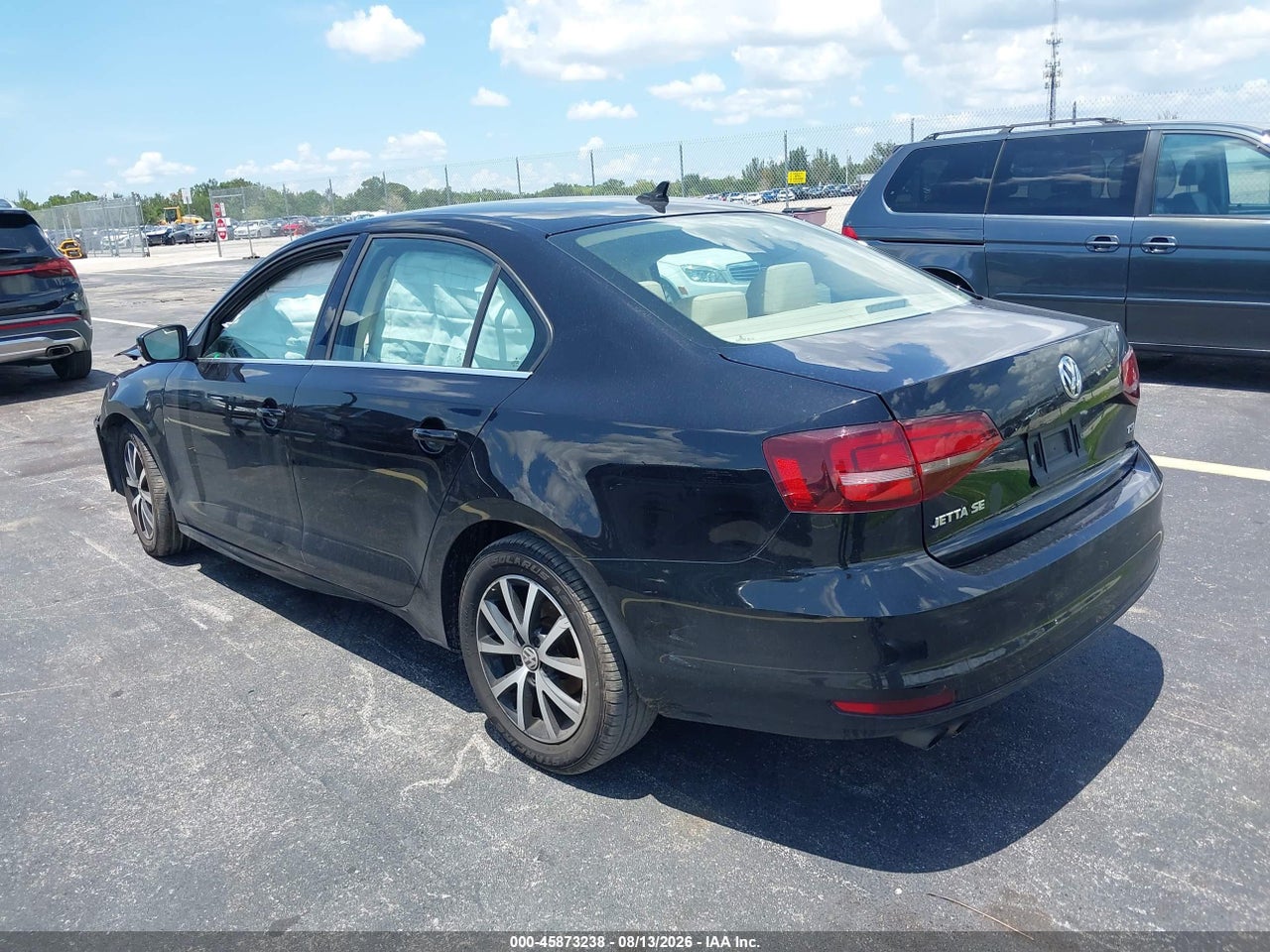 2017 VOLKSWAGEN JETTA 1.4T SE · 3/11