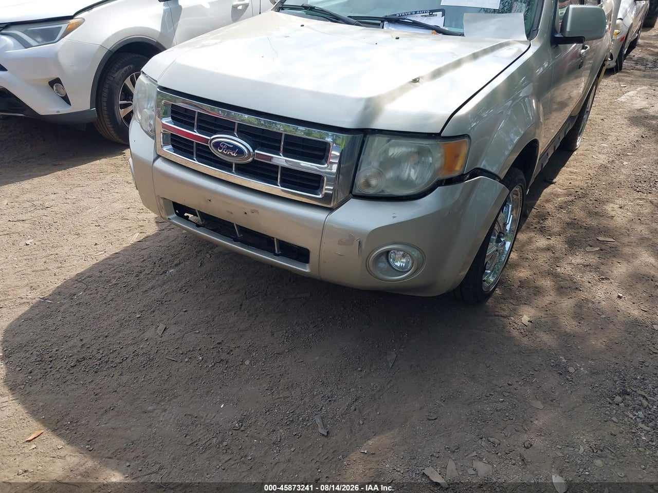 2012 FORD ESCAPE LIMITED · 6/10