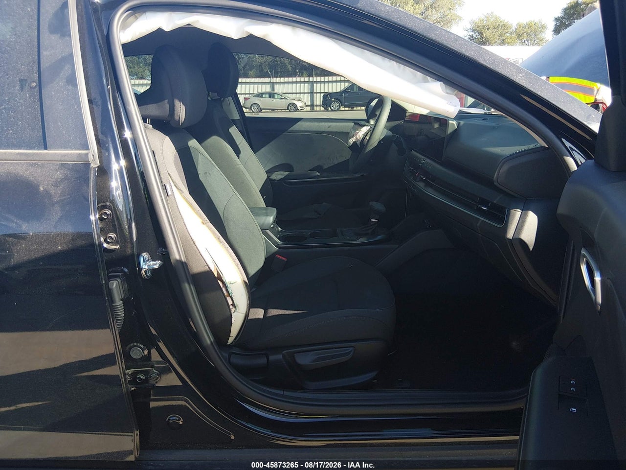 2026 KIA K4 LX · 5/11