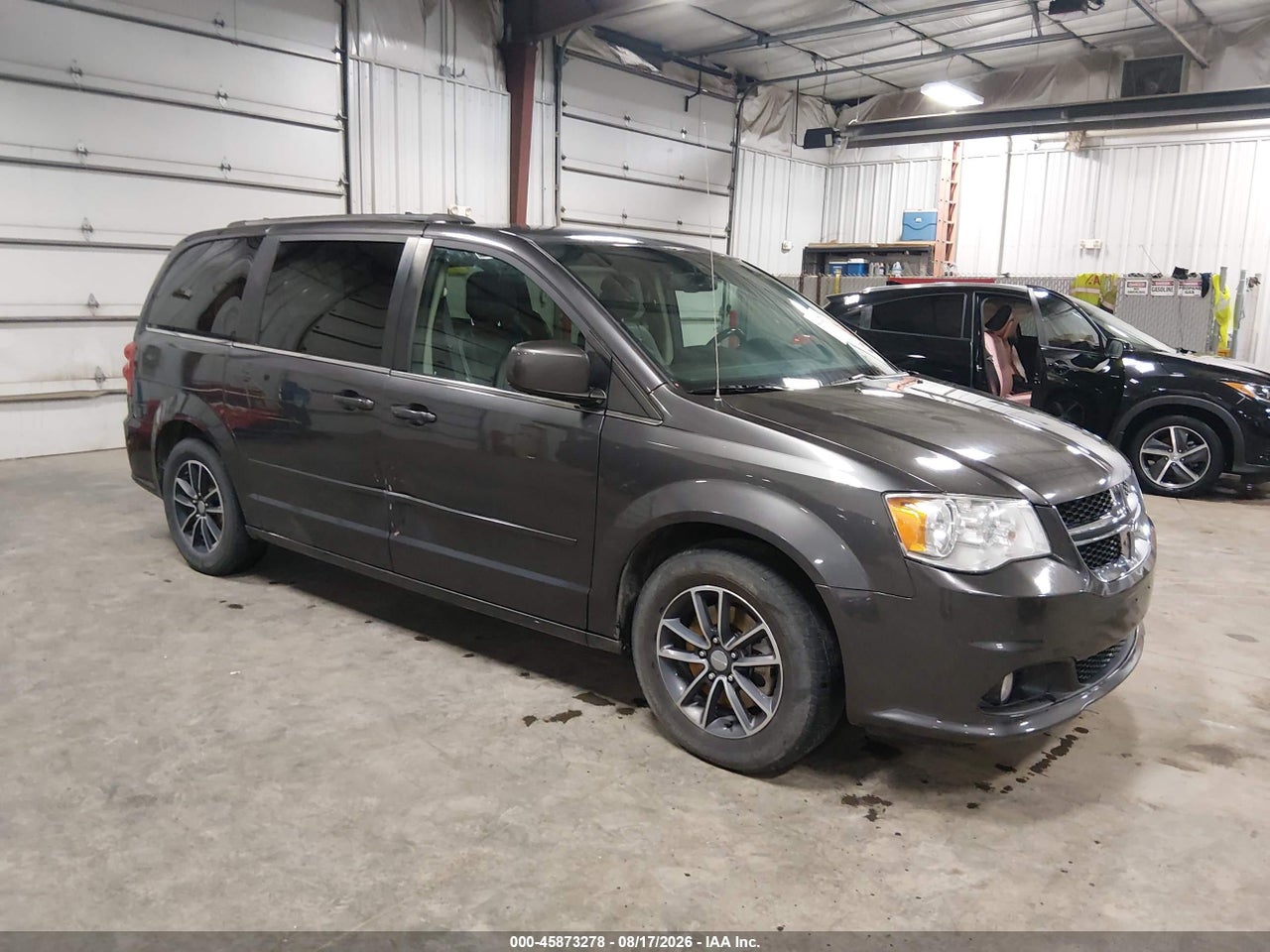 2C4RDGCG6HR****** · 2017 DODGE GRAND CARAVAN SXT