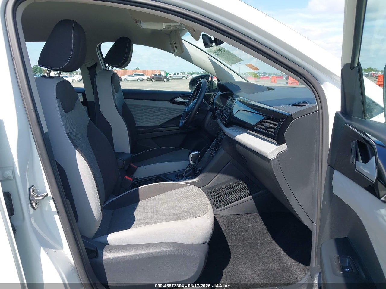 2024 VOLKSWAGEN TAOS 1.5T S · 5/11
