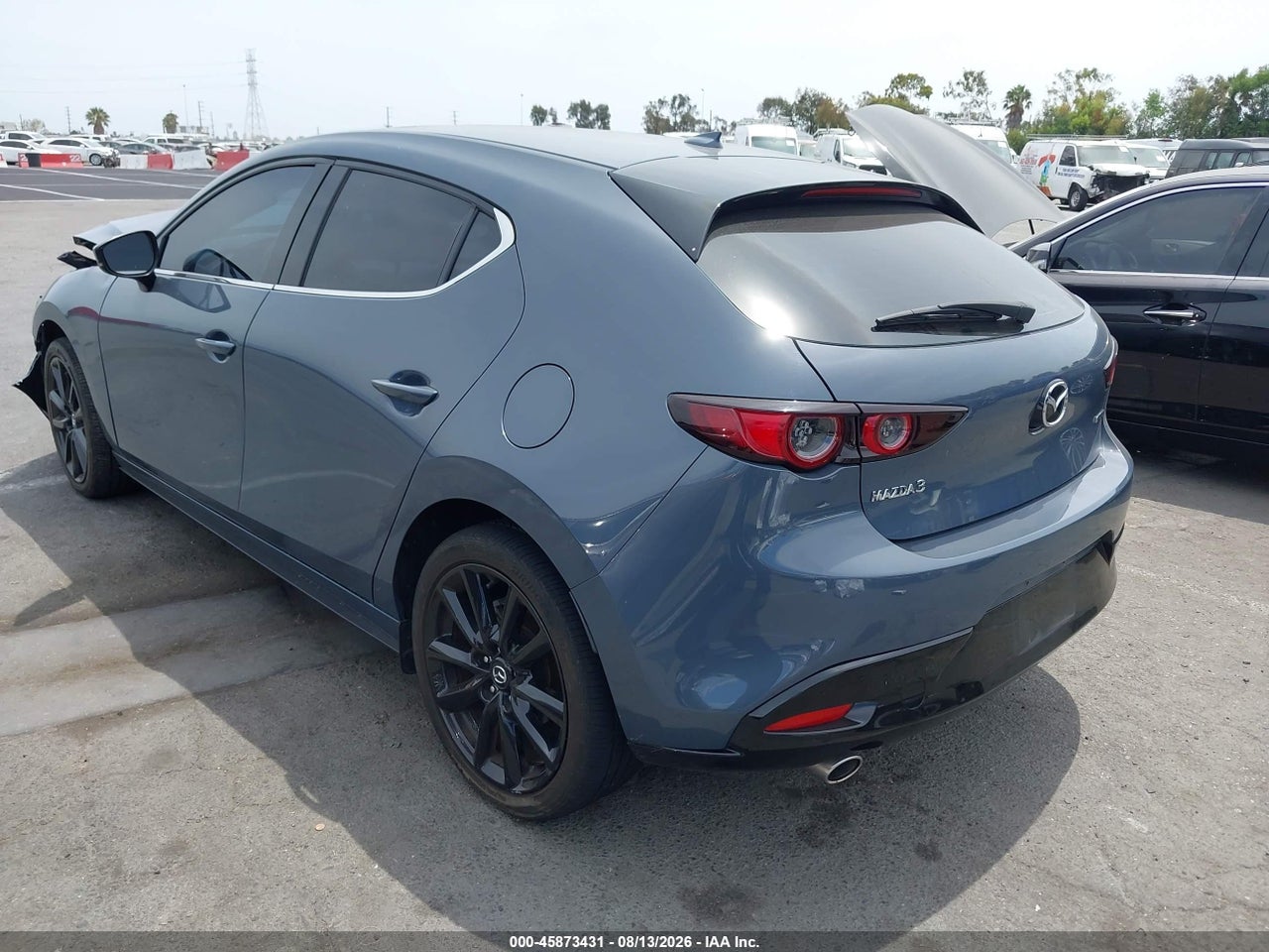 2021 MAZDA MAZDA3 PREMIUM · 3/11