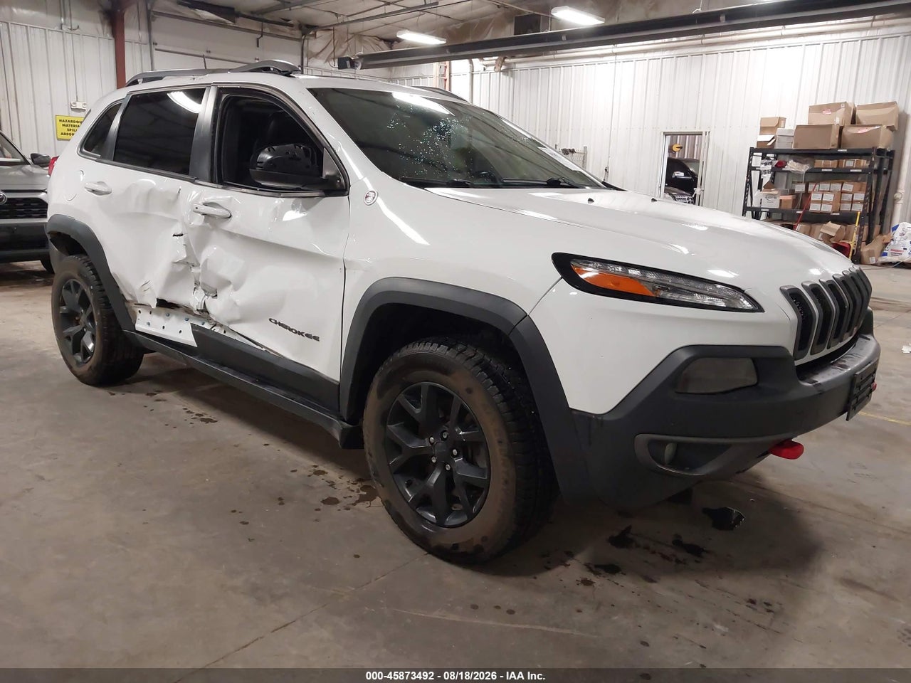1C4PJMBB0GW****** · 2016 JEEP CHEROKEE TRAILHAWK