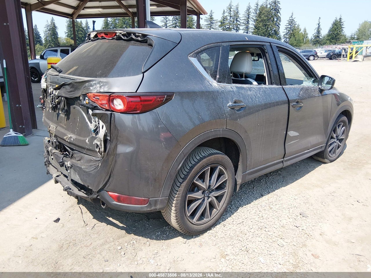 2017 MAZDA CX-5 GRAND TOURING · 4/11