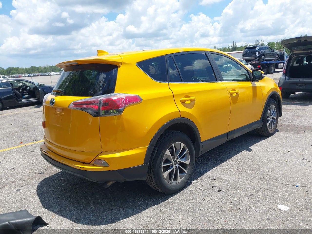 2018 TOYOTA RAV4 HYBRID LE · 4/11
