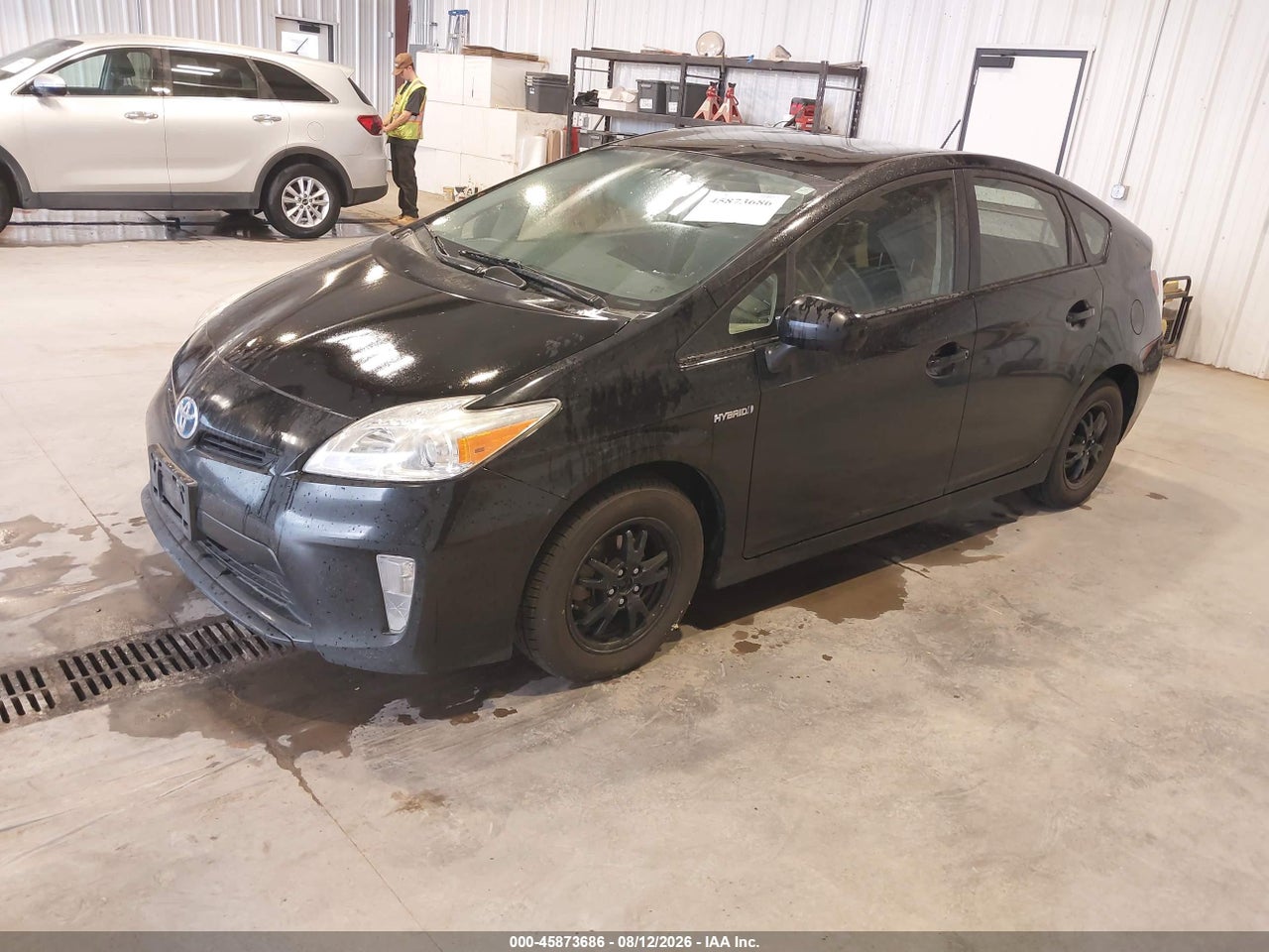 2014 TOYOTA PRIUS TWO · 2/3