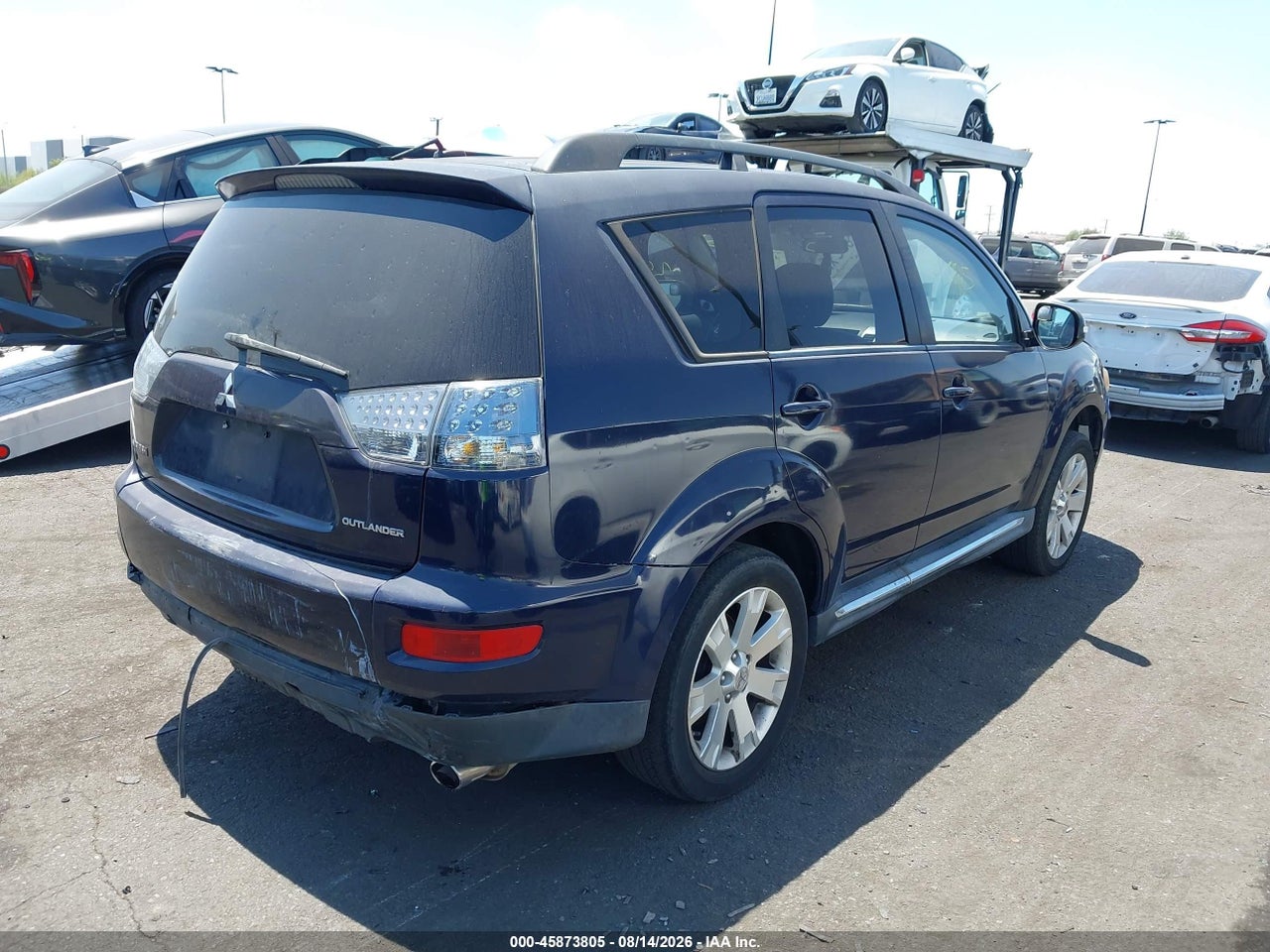2010 MITSUBISHI OUTLANDER SE · 4/11