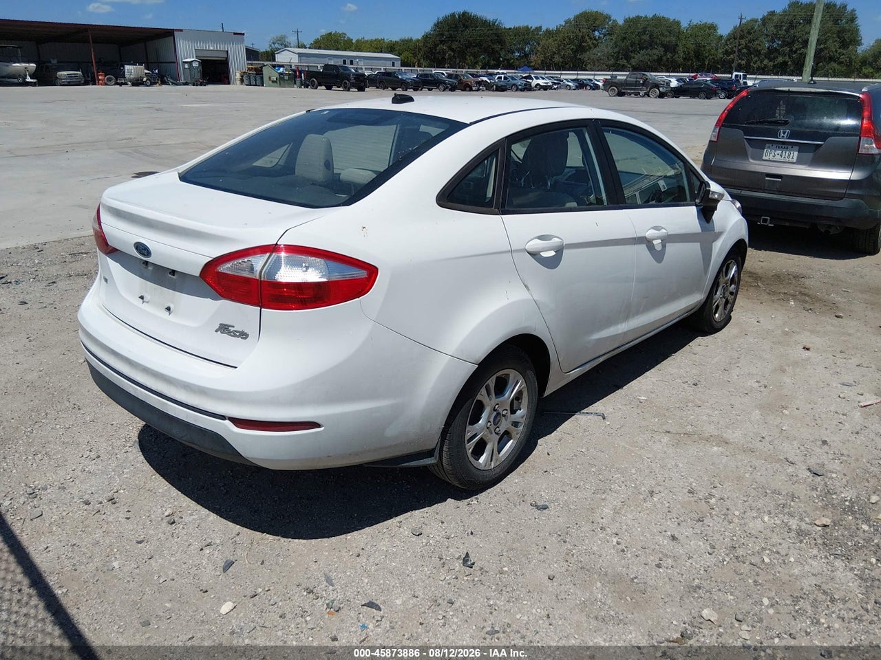 2016 FORD FIESTA SE · 4/11