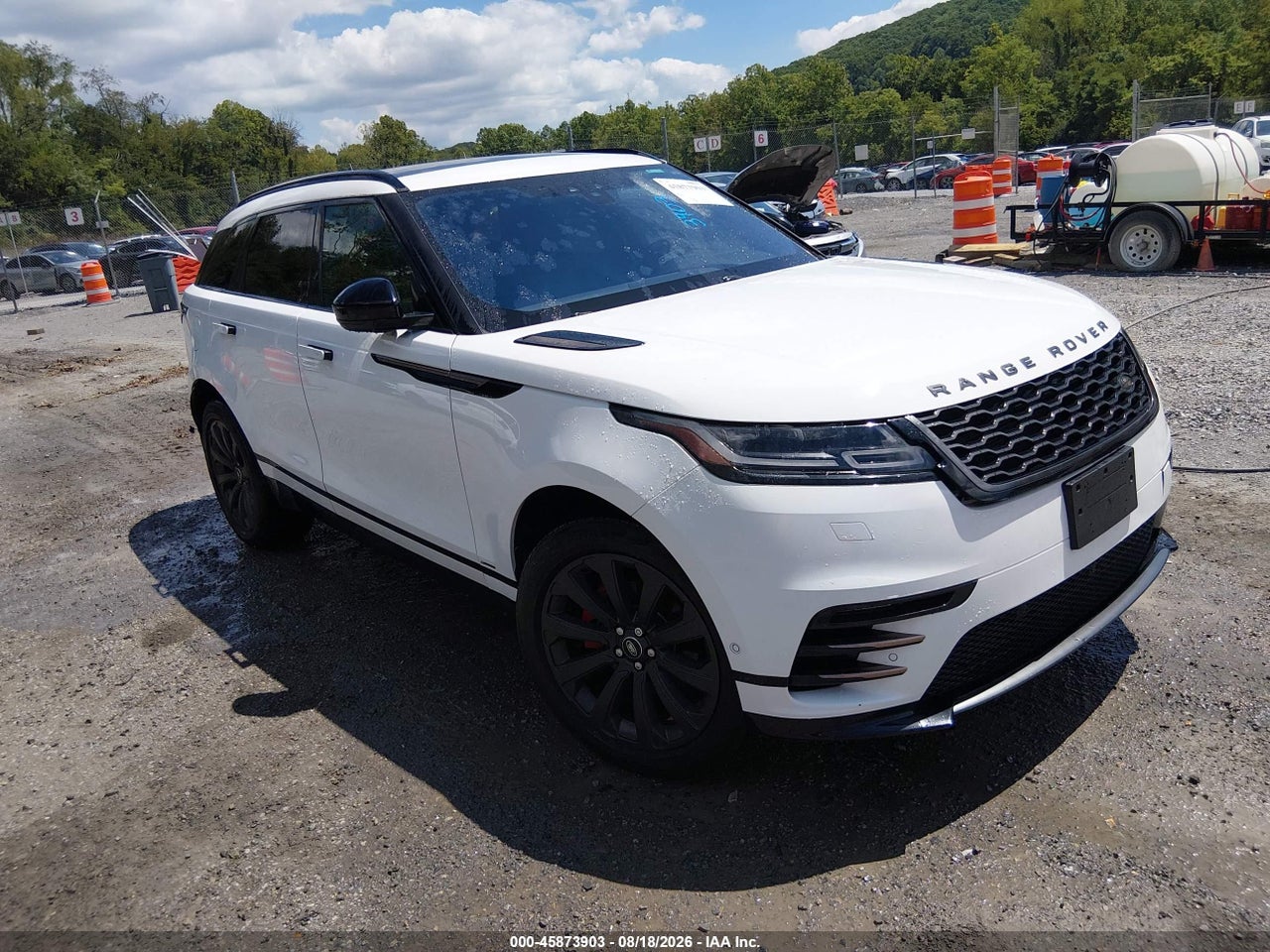 SALYL2RXXJA****** · 2018 LAND ROVER RANGE ROVER VELAR P250 SE R-DYNAMIC