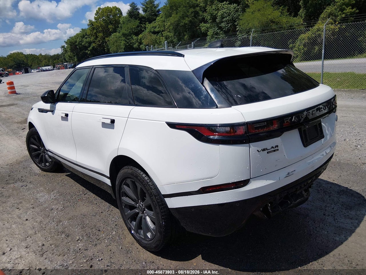 2018 LAND ROVER RANGE ROVER VELAR P250 SE R-DYNAMIC · 3/11