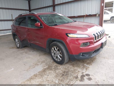 1C4PJMCB4HW****** · 2017 JEEP CHEROKEE LATITUDE