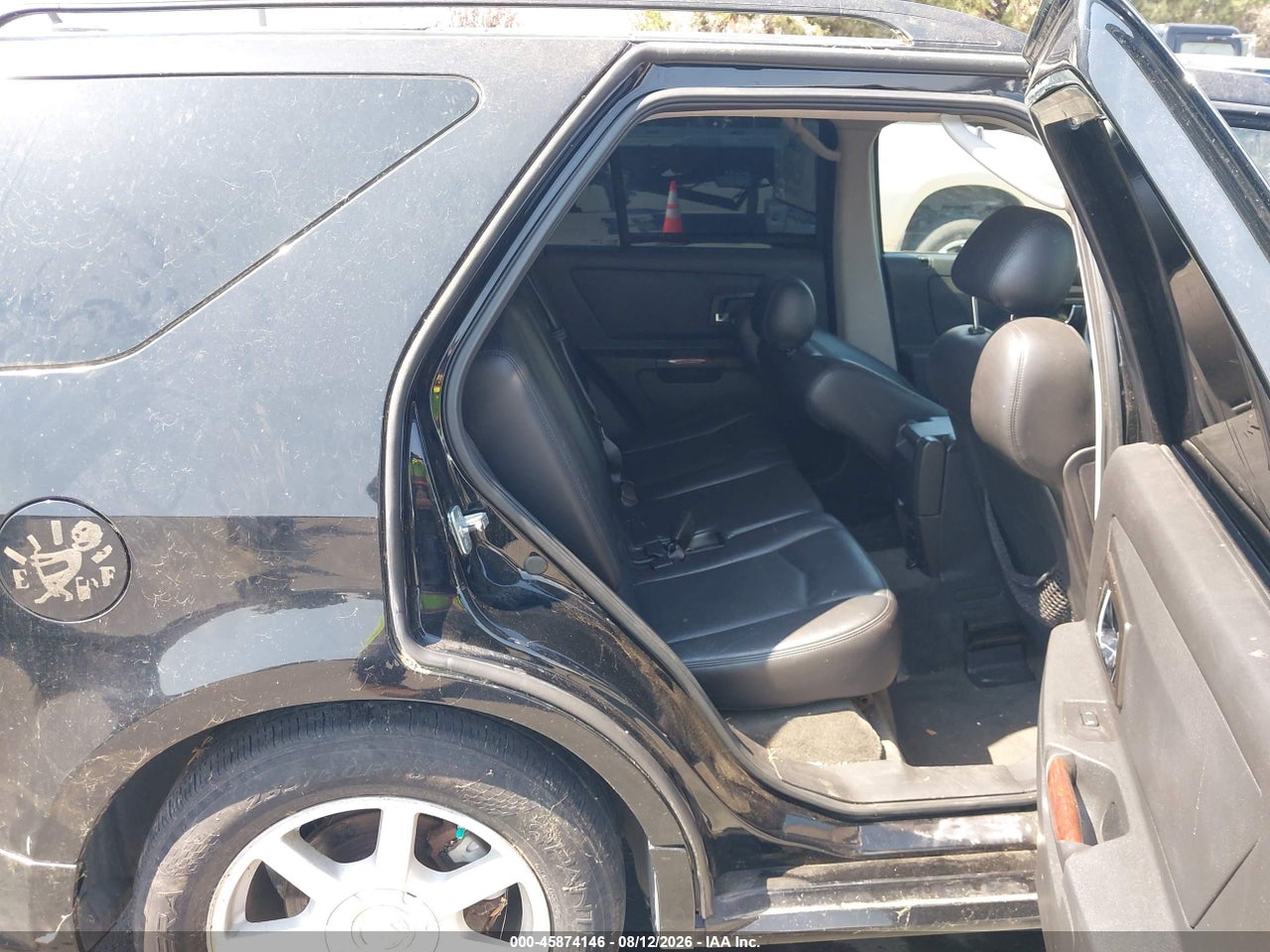 1GYEE637350****** · 2005 CADILLAC SRX V6 · 8/11