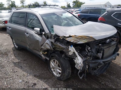 5XYKT4A66EG****** · 2014 KIA SORENTO LX