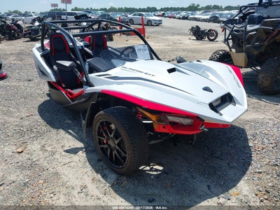 2024 POLARIS SLINGSHOT