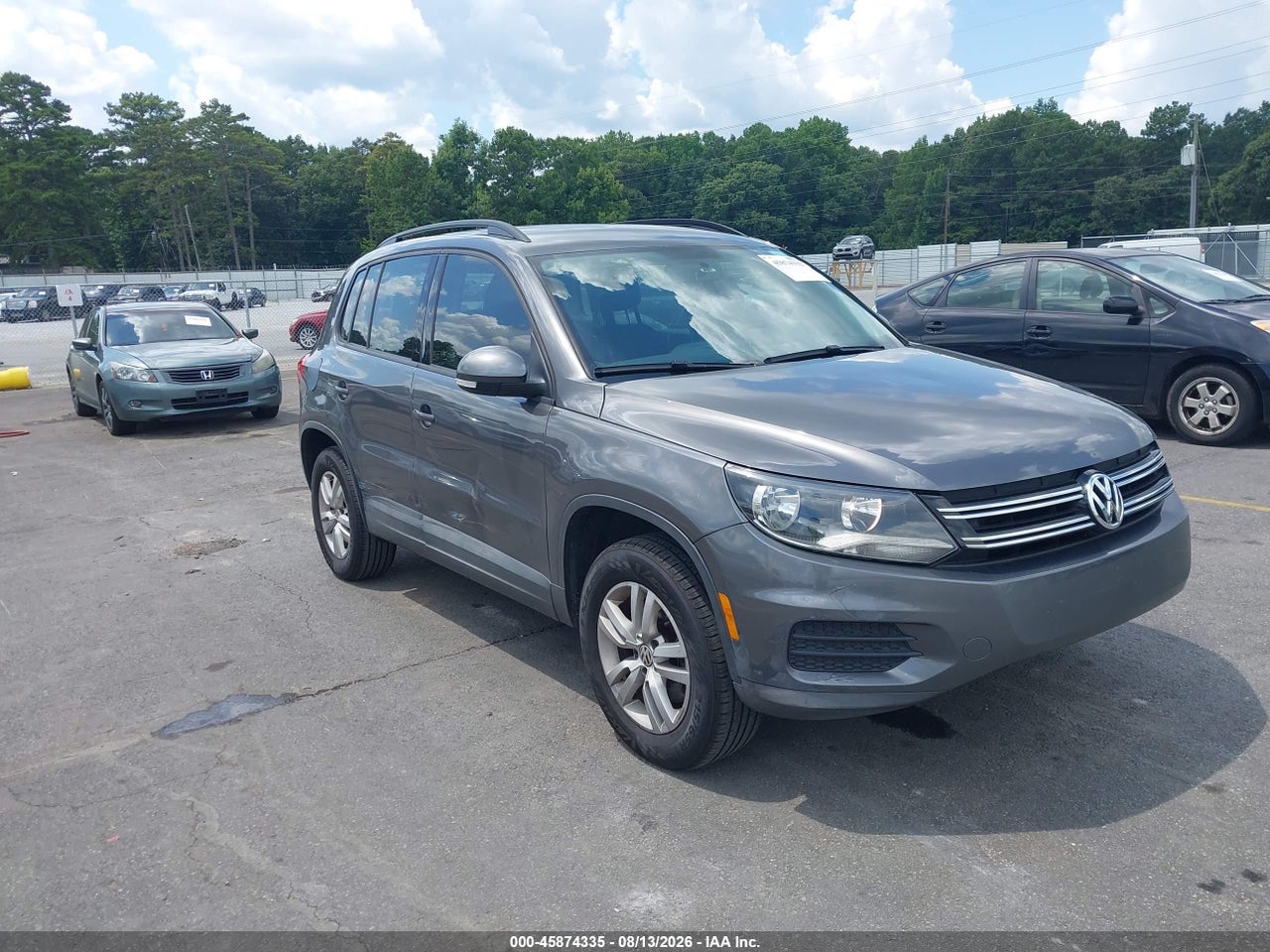 WVGAV7AX7FW****** · 2015 VOLKSWAGEN TIGUAN S