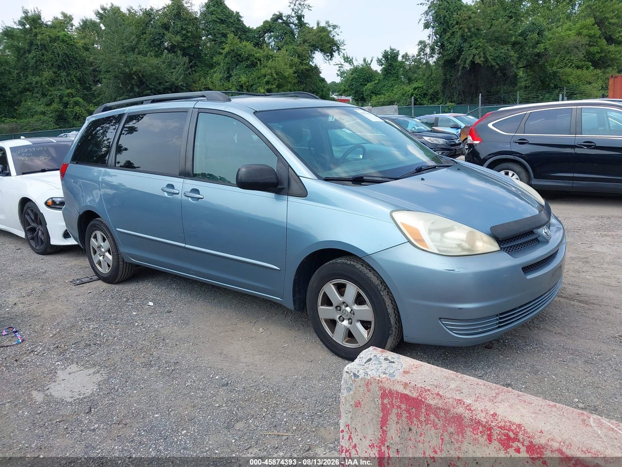 5TDZA23C05S****** · 2005 TOYOTA SIENNA LE