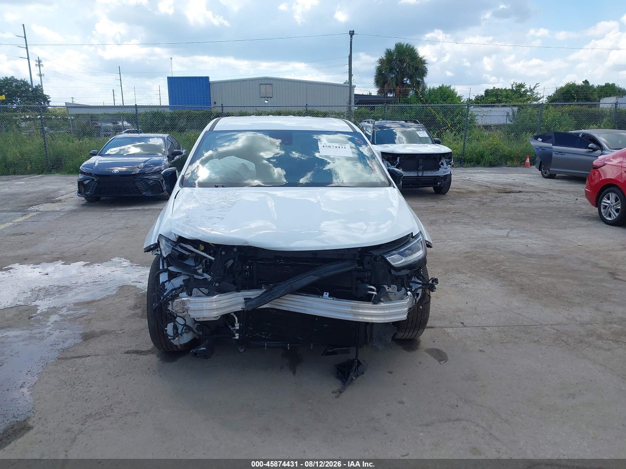 2C4RC1BG2TR****** · 2026 CHRYSLER PACIFICA SELECT · 6/10