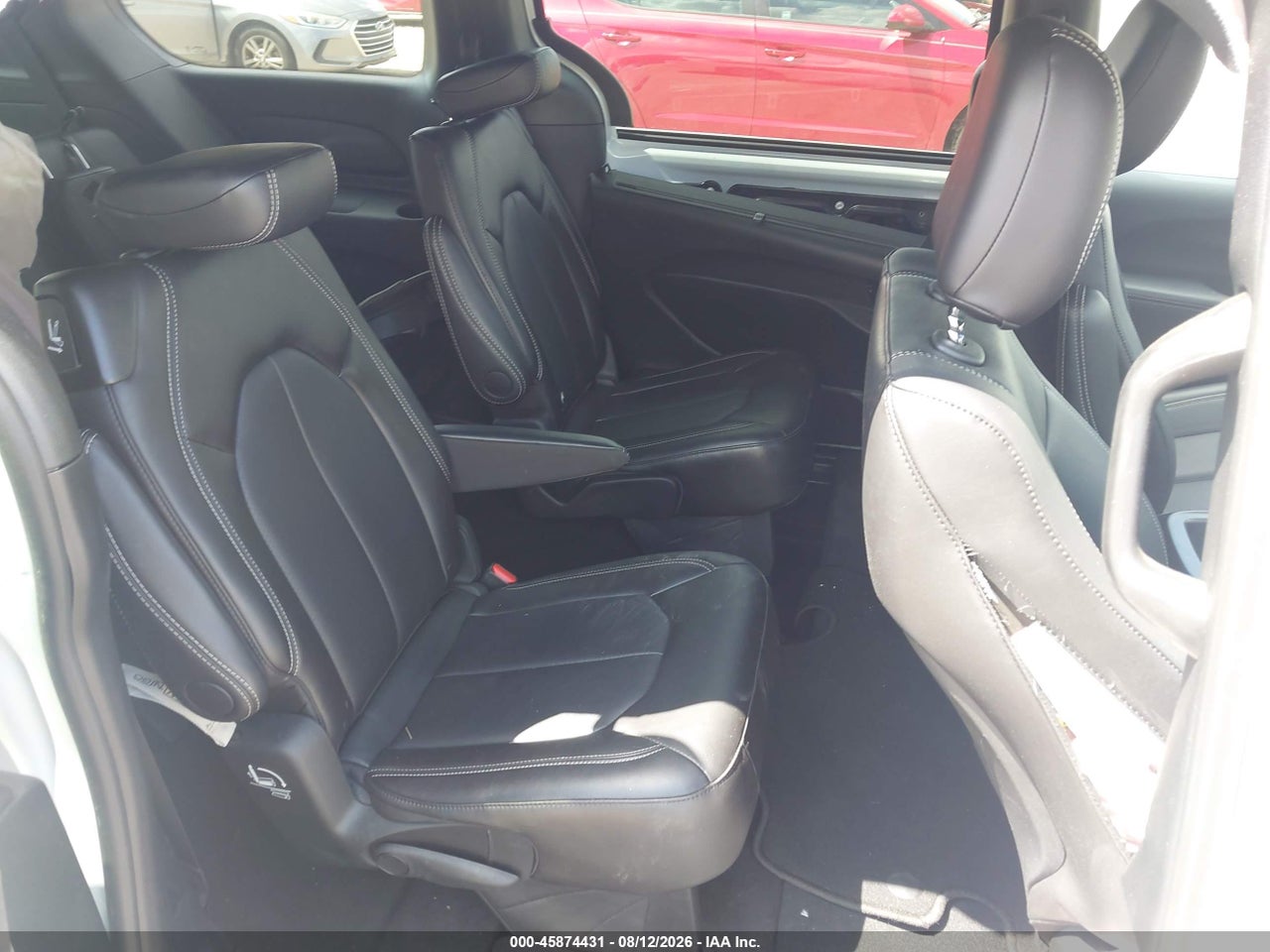 2C4RC1BG2TR****** · 2026 CHRYSLER PACIFICA SELECT · 8/10