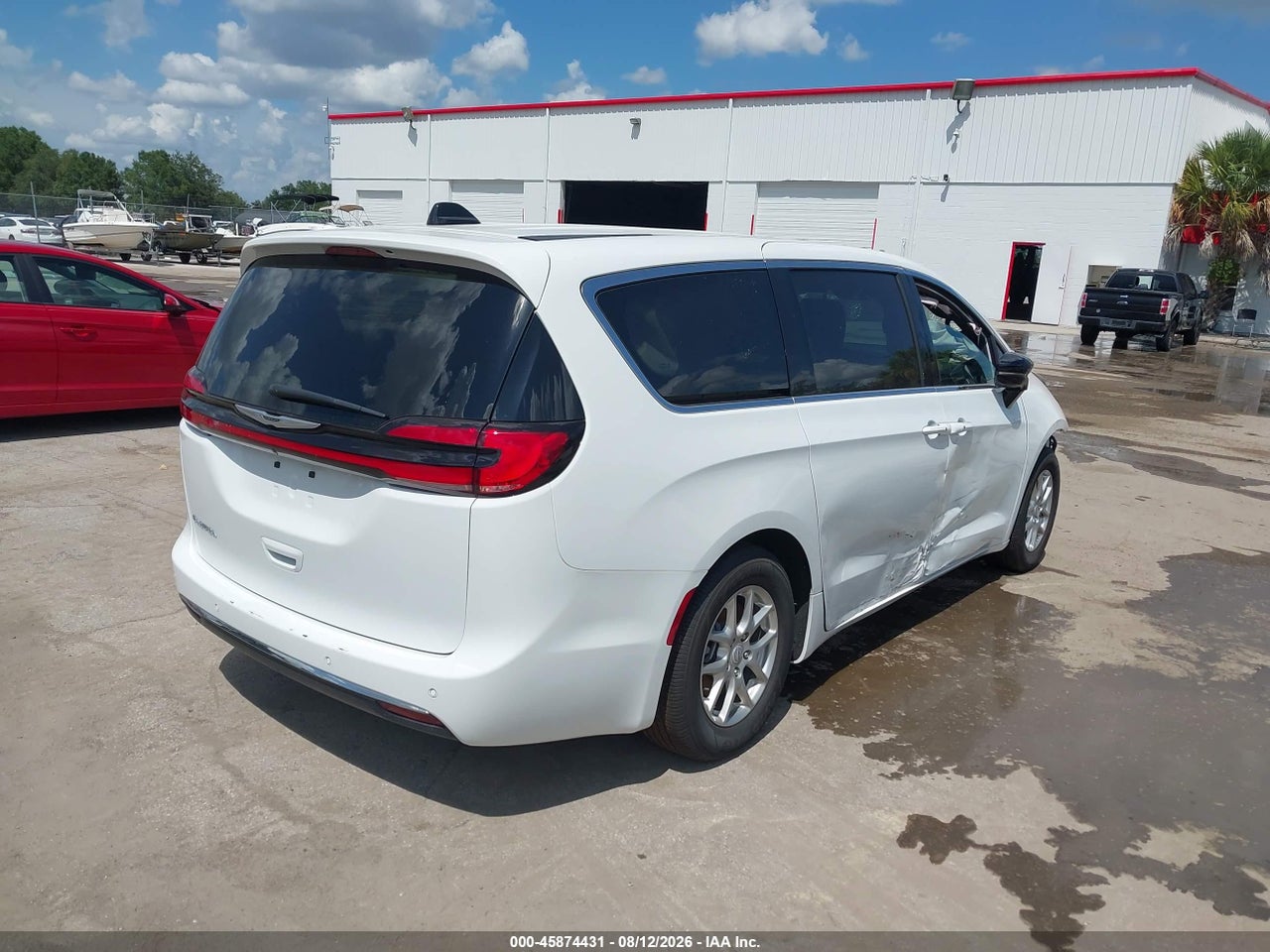 2C4RC1BG2TR****** · 2026 CHRYSLER PACIFICA SELECT · 4/10
