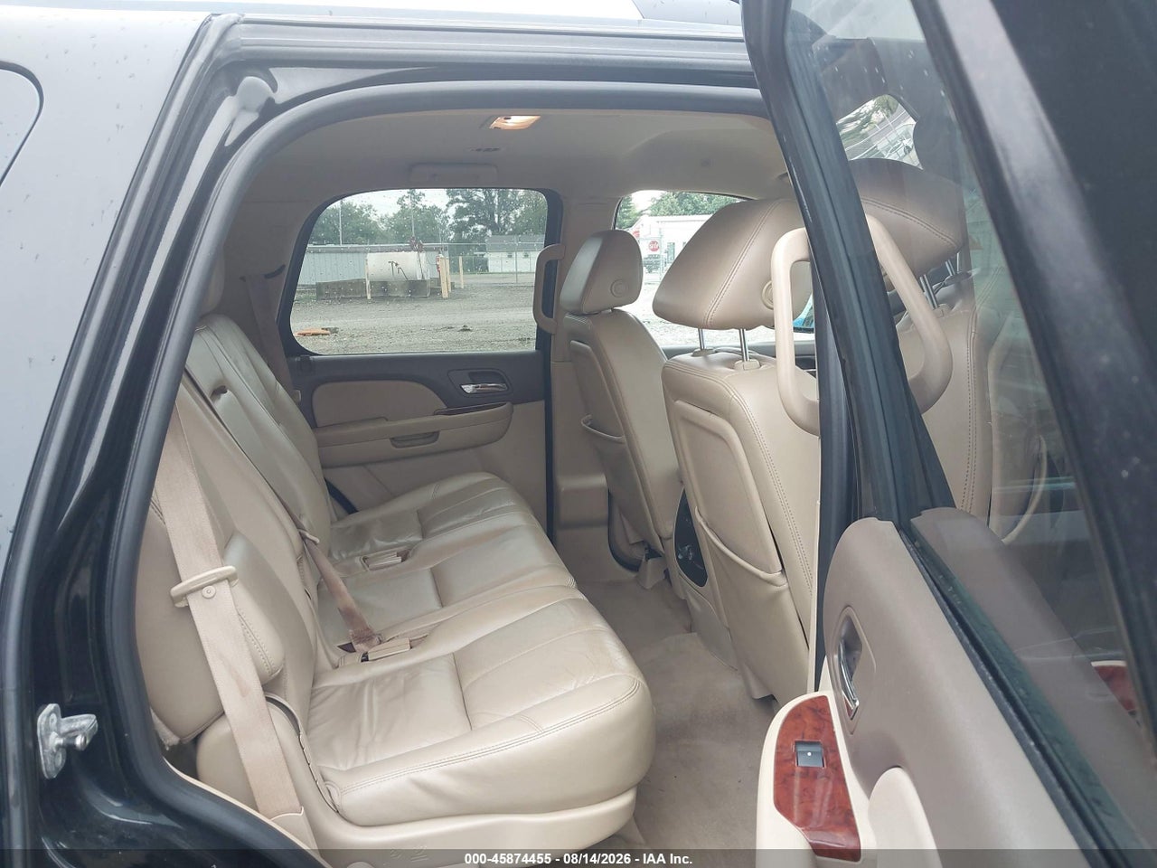 1GKS2CE08BR****** · 2011 GMC YUKON SLT · 8/11