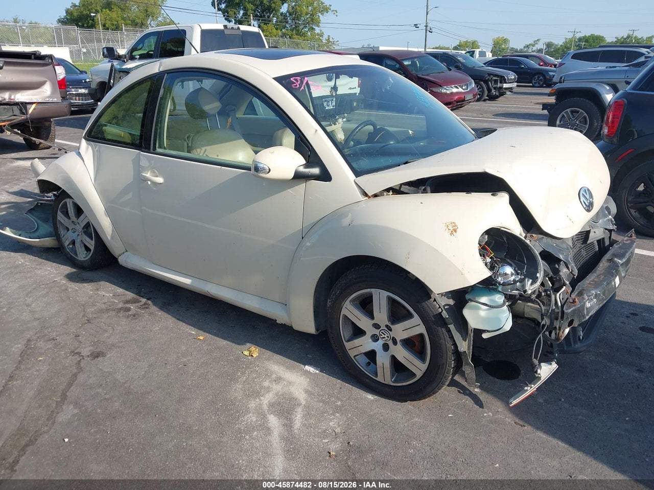 2006 VOLKSWAGEN NEW BEETLE 2.5