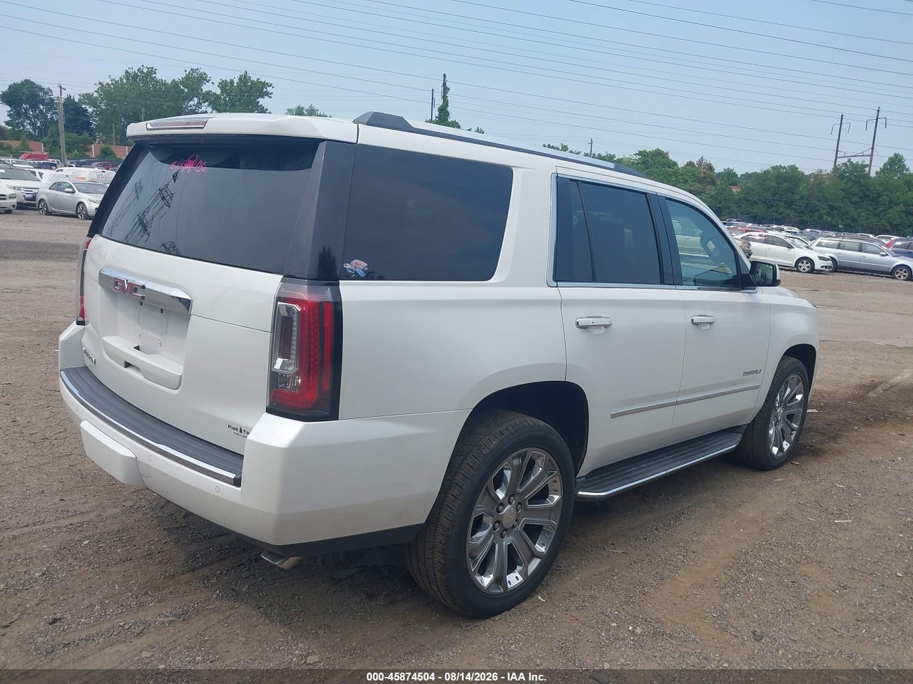 2016 GMC YUKON DENALI · 4/11
