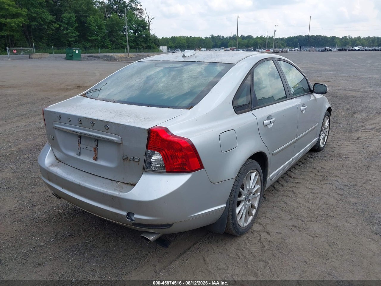 2011 VOLVO S40 R-DESIGN/T5 (RETAIL ONLY) · 4/11