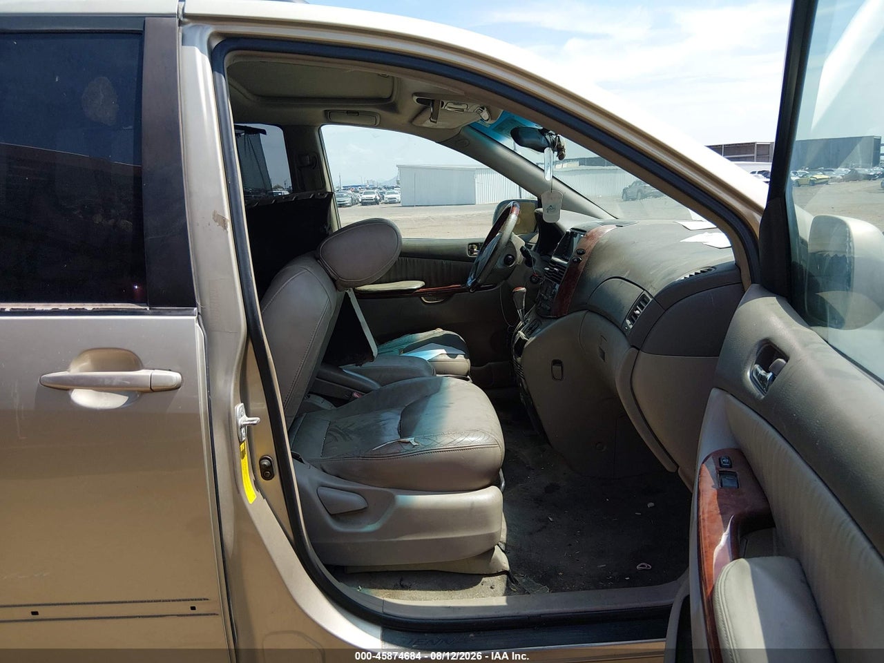 2004 TOYOTA SIENNA XLE LIMITED · 5/11