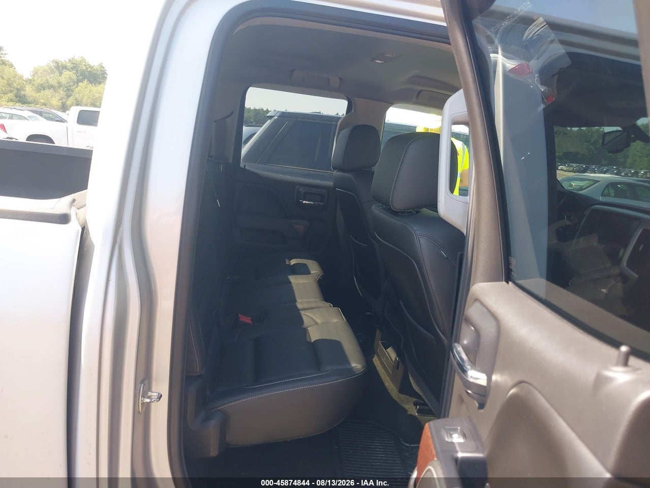 1GTV2VEC0FZ****** · 2015 GMC SIERRA 1500 SLT · 8/11