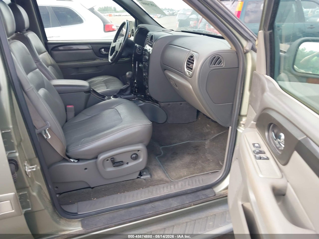 2004 GMC ENVOY XUV SLT · 5/11